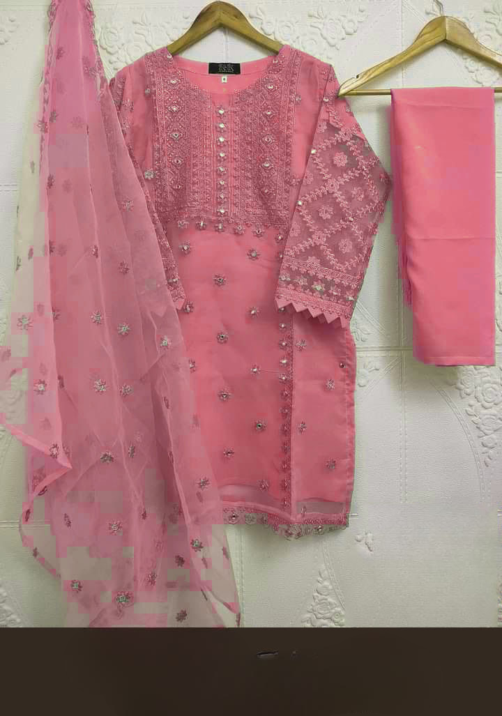 Chemise brodée 3 pièces avec perles identiques attachées et dupatta brodé